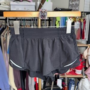 1. Lululemon Hotty Hot Short II *2.5" in Black